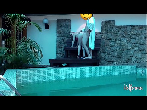 ❤️ Bòs envite sèvant nan pisin lan, men li pa t 'kapab reziste yon cho ☑ Videyo fuck nan pònografi ht.psi-mass.ru ☑